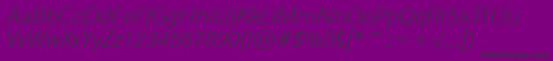 Czcionka Gothic720LightItalicBt – czarne czcionki na fioletowym tle