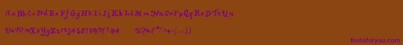 Шрифт Piratiquavertical – фиолетовые шрифты на коричневом фоне