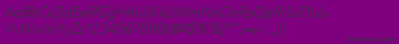 UrwgrotesktextlignarOblique-Schriftart – Schwarze Schriften auf violettem Hintergrund