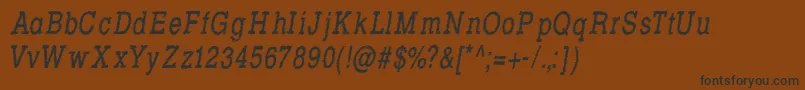 Fonte RowdyTypemachine7CondensedItalic – fontes pretas em um fundo marrom