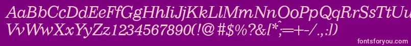 I770RomanItalic-fontti – vaaleanpunaiset fontit violetilla taustalla