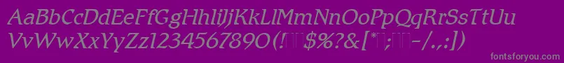 RomicLightItalicPlain-Schriftart – Graue Schriften auf violettem Hintergrund