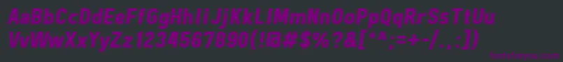フォントFreeroadBoldItalic – 黒い背景に紫のフォント