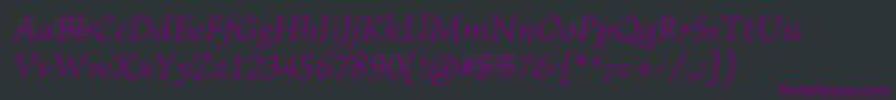 フォントBriosoproLightitcapt – 黒い背景に紫のフォント