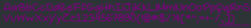 TheHappyGiraffeDemo-fontti – violetit fontit mustalla taustalla