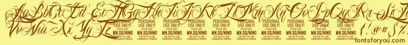 Weitere Informationen zur NinoscriptPersonalUseOnly-Schriftart NinoscriptPersonalUseOnly-Schriftart – Braune Schriften auf gelbem Hintergrund