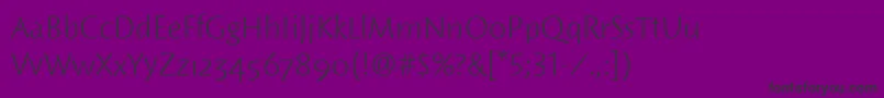 フォントWoodlandItcLight – 紫の背景に黒い文字