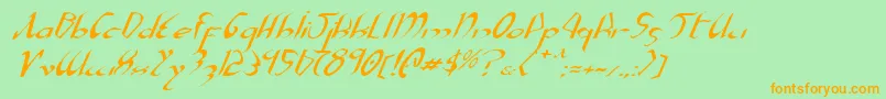XaphanExpandedItalic-fontti – oranssit fontit vihreällä taustalla