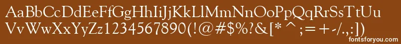 GoudyOldStyleBt-fontti – valkoiset fontit ruskealla taustalla