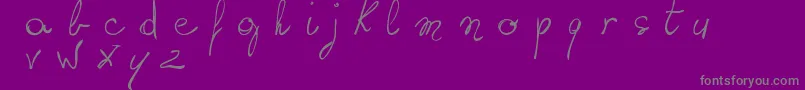 Weitere Informationen zur WritingSomethingByHand-Schriftart WritingSomethingByHand-Schriftart – Graue Schriften auf violettem Hintergrund