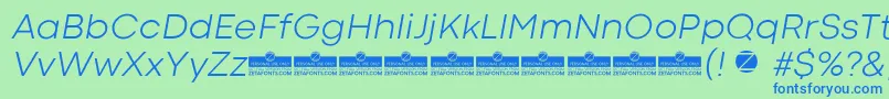 CodecColdLightItalicTrial-fontti – siniset fontit vihreällä taustalla