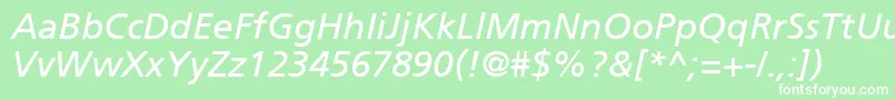 フォントForeignerItalic – 緑の背景に白い文字