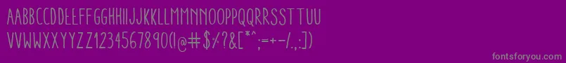 Weitere Informationen zur AracneCondensedRegular-Schriftart AracneCondensedRegular-Schriftart – Graue Schriften auf violettem Hintergrund