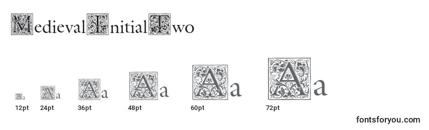 Größen der Schriftart MedievalInitialTwo