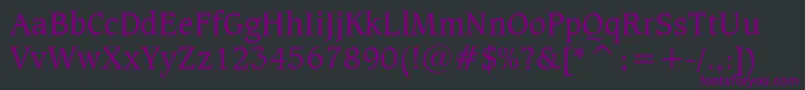 Czcionka CaxtonBookBt – fioletowe czcionki na czarnym tle