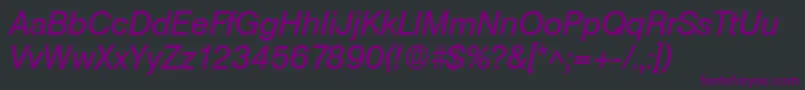 Czcionka BasicSansSfItalic – fioletowe czcionki na czarnym tle