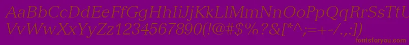 fuente VersaillesLt46LightItalic – Fuentes Marrones Sobre Fondo Morado