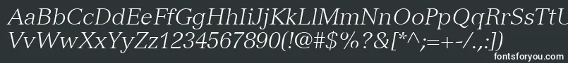 フォントVersaillesLt46LightItalic – 黒い背景に白い文字