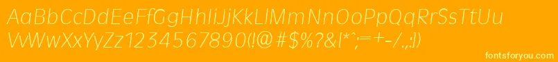 RavennaserialXlightItalic-fontti – keltaiset fontit oranssilla taustalla