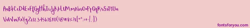 BmdShorthalt-Schriftart – Violette Schriften auf rosa Hintergrund