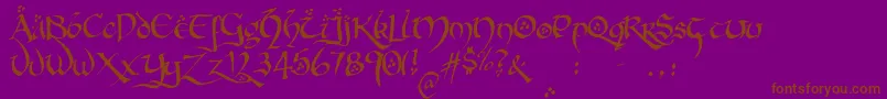 Hobbitonbrushhand-Schriftart – Braune Schriften auf violettem Hintergrund