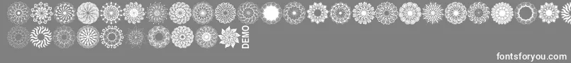 Mandingsdemo Font – White Fonts on Gray Background