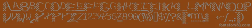 Checkerhat-Schriftart – Graue Schriften auf braunem Hintergrund