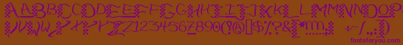 Checkerhat-Schriftart – Violette Schriften auf braunem Hintergrund