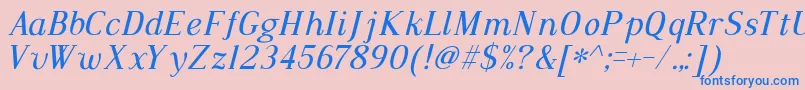 DustismoRomanItalic-Schriftart – Blaue Schriften auf rosa Hintergrund