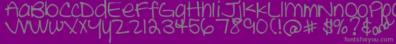 DjbTheCheerleader-fontti – harmaat kirjasimet violetilla taustalla