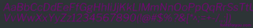 フォントLibrefranklinLightitalic – 黒い背景に紫のフォント