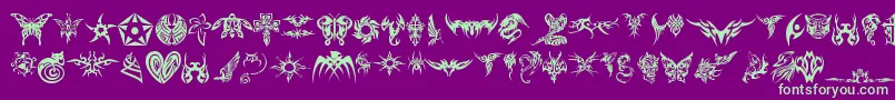 fuente TribalTattooFont – Fuentes Verdes Sobre Fondo Morado