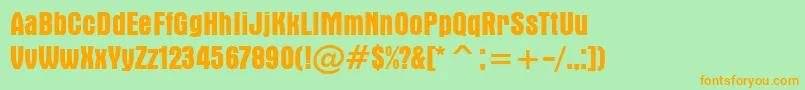 AuroraBoldCondensedBt-Schriftart – Orangefarbene Schriften auf grünem Hintergrund