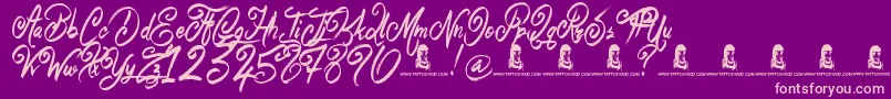 BelieverFever-fontti – vaaleanpunaiset fontit violetilla taustalla