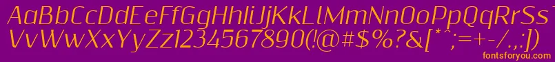 Resagnictoitalic-fontti – oranssit fontit violetilla taustalla
