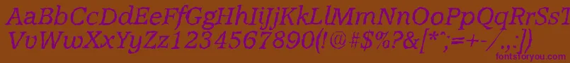 AccoladerandomItalic-Schriftart – Violette Schriften auf braunem Hintergrund