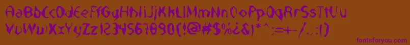 NabateaDefharo-fontti – violetit fontit ruskealla taustalla