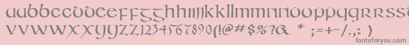 フォントIrishuncialphabet – ピンクの背景に灰色の文字