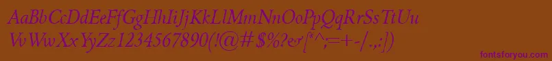 GriffoclassicoItalic-Schriftart – Violette Schriften auf braunem Hintergrund