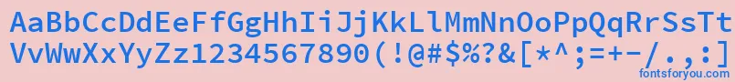 Czcionka SourcecodeproSemibold – niebieskie czcionki na różowym tle
