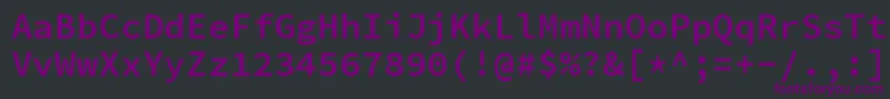Czcionka SourcecodeproSemibold – fioletowe czcionki na czarnym tle