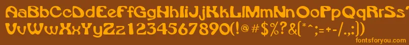 フォントVroomsskRegular – オレンジ色の文字が茶色の背景にあります。