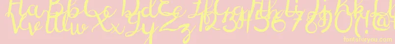 Fonte DigoryDoodlesPs – fontes amarelas em um fundo rosa