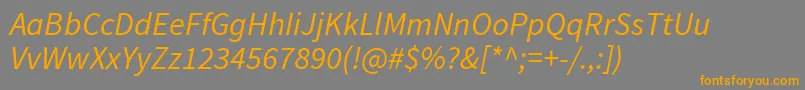 SourcesansproItalic-Schriftart – Orangefarbene Schriften auf grauem Hintergrund
