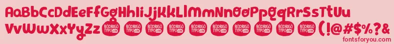 Więcej informacji o czcionce PequeРґa Czcionka PequeРґa – czerwone czcionki na różowym tle