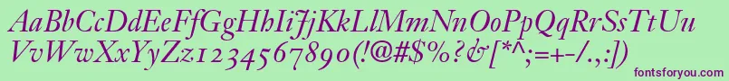 フォントJansonText56ItalicOldstyleFigures – 緑の背景に紫のフォント
