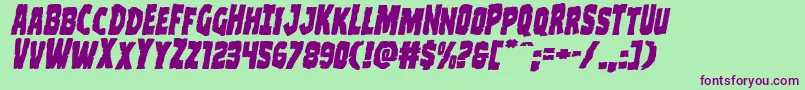Шрифт Clubberlangexpandital – фиолетовые шрифты на зелёном фоне