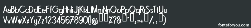 フォントQuinrg – 黒い背景に白い文字