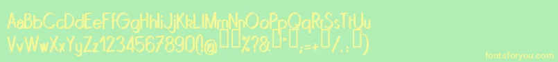 Quinrg Font – Yellow Fonts on Green Background
