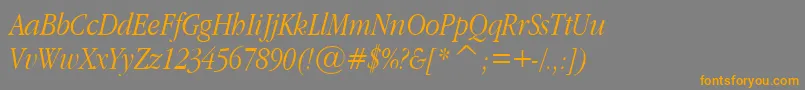 フォントGaramondNarrowItalic – オレンジの文字は灰色の背景にあります。